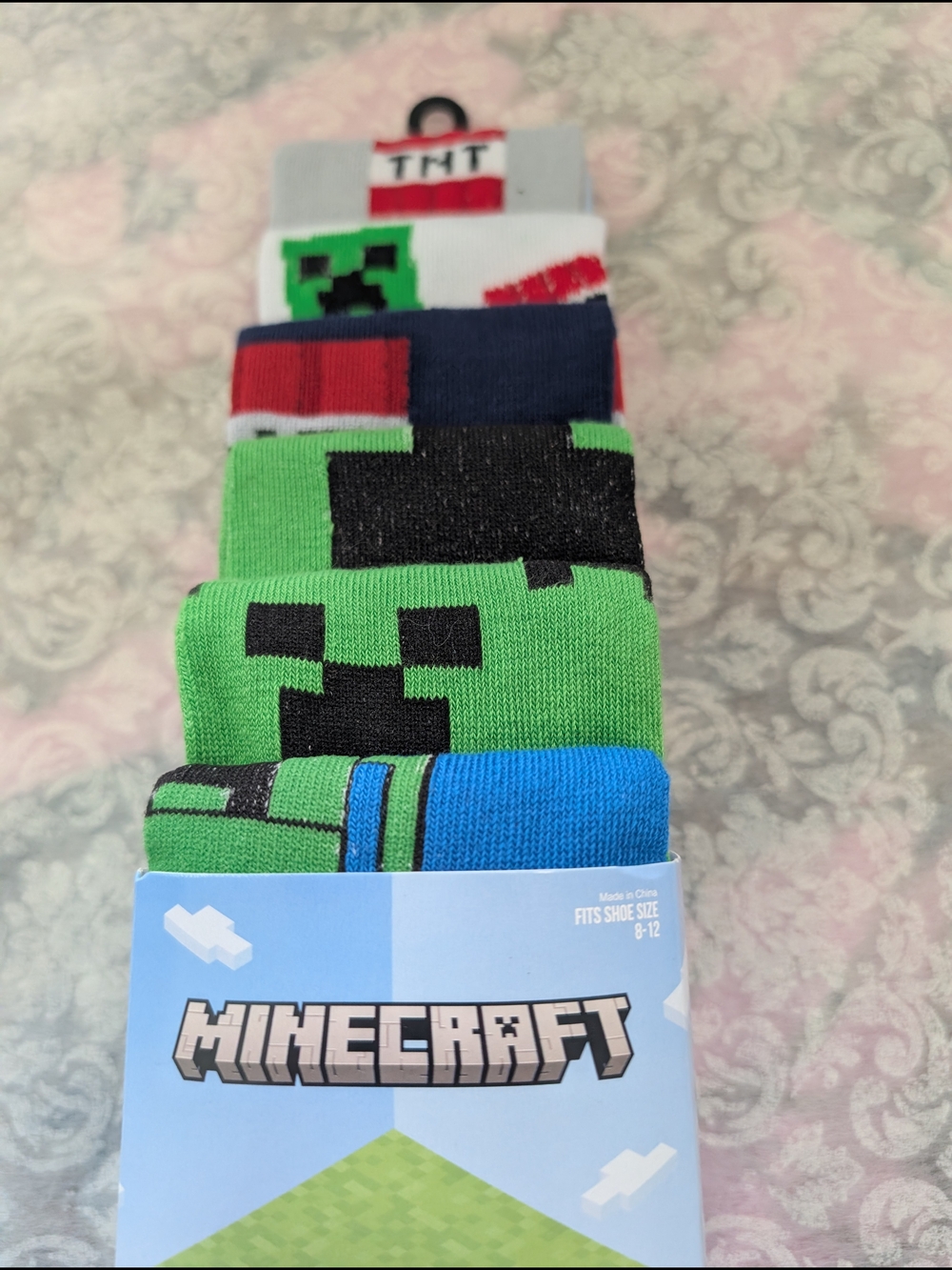 Minecraft Men's Crew Socks - Green/Blue Creeper Design